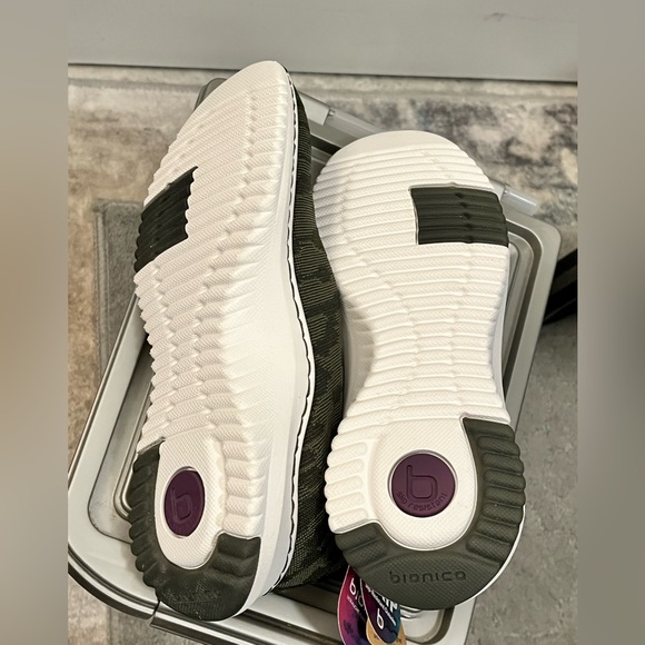 ๐๐๐ฒ๐ฟ๐ฎ ๐๐ช๐ถ๐ธ๐พ๐ฏ๐๐ช๐ฐ๐ฎ ๐ข๐๐ฒ๐น-๐๐ท ๐๐ฃ๐ฑ๐๐ฎ๐ฃ๐ฒ๐ ๐ข๐ฑ๐ธ๐ฎ๐ข - Picture 5 of 5